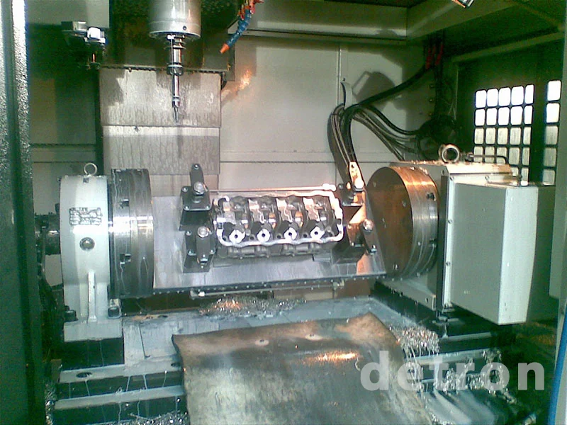 Станок DN Solutions / Doosan с поворотным оборудованием DETRON